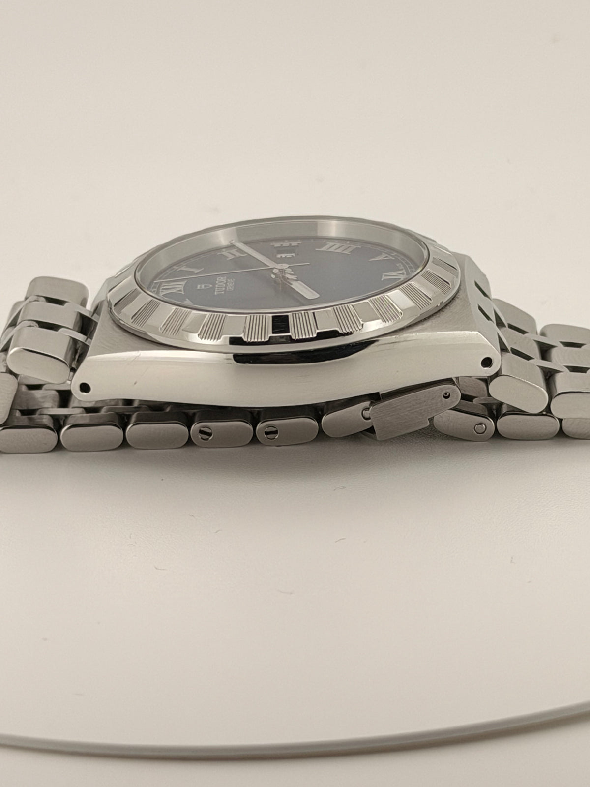 TUDOR Royal 28500 38mm Blue Dial Roman Date Steel Bracelet Full Set - 2022
