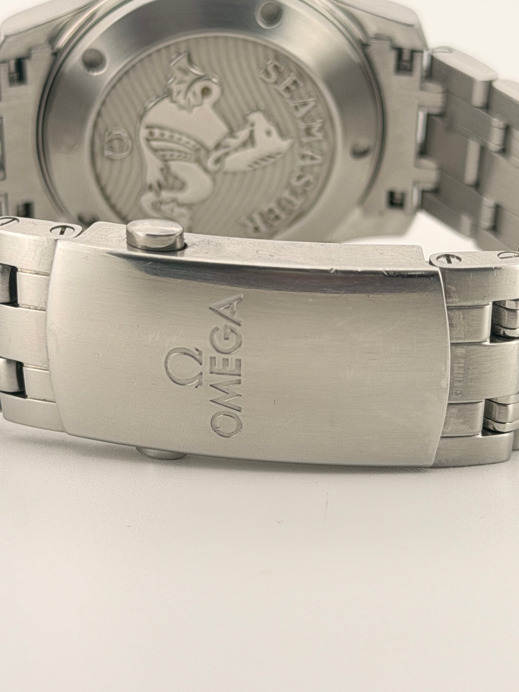 Omega Seamaster Diver 300M 36mm Black Dial Automatic 212.30.36.20.01.002 Papers